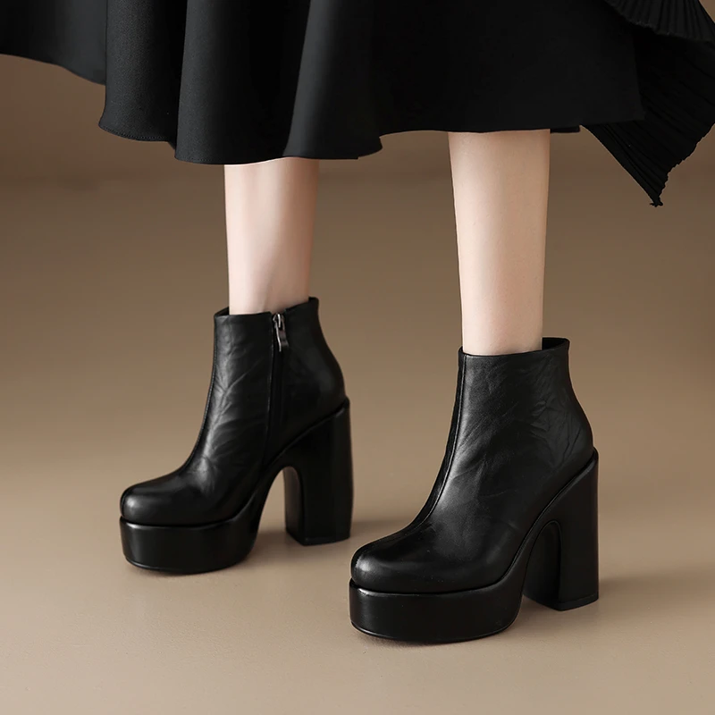 超高跟百搭时装靴女2025秋冬季新款粗跟防水台厚底圆头短靴女鞋