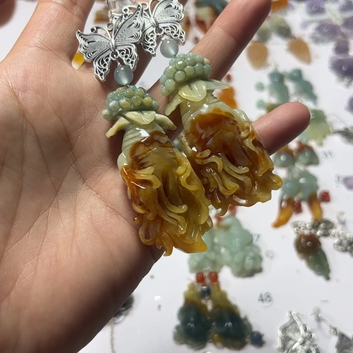 合金蛇纹石玉耳饰
