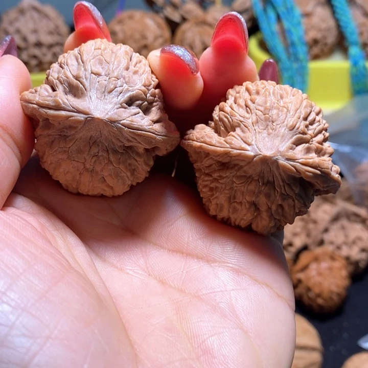 吊坠桃核绣球39➕尺文玩核桃