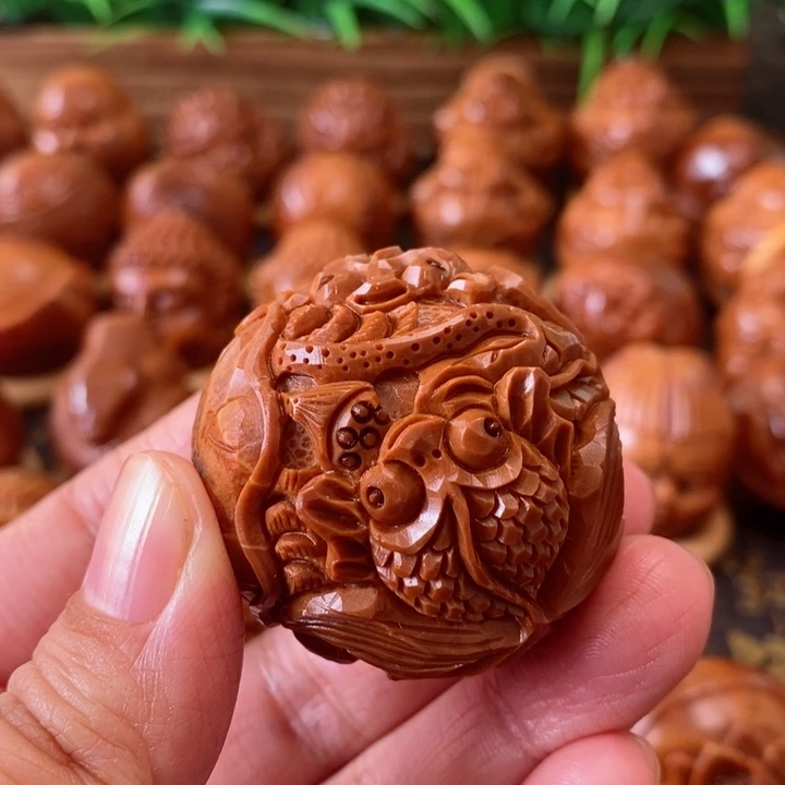 橄榄核把件御**哥巴西进口大橄榄手工版雨