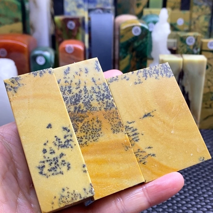 四川石冯*樟青田石印章石