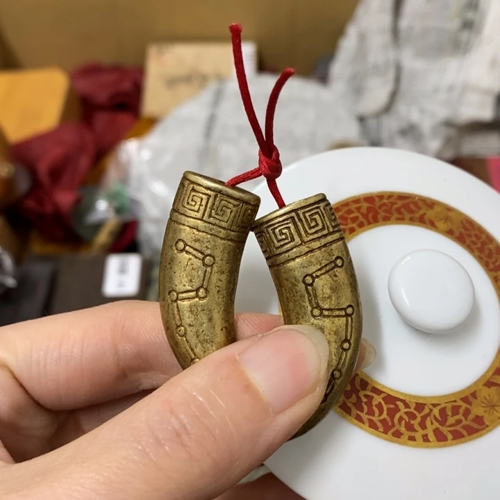 瓷片哈中古工艺品一件