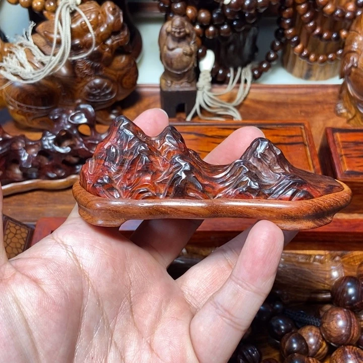 檀香紫檀（小叶紫檀）山子