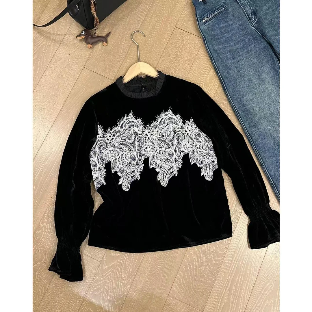 【蕾丝丝绒衬衣早春立领喇叭袖显瘦上衣2412B6066