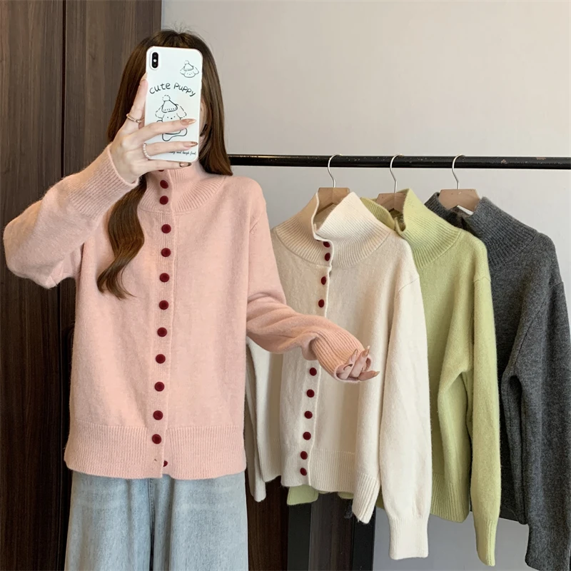 017大码女装2024秋冬新款时尚显瘦单排扣半高领加厚长袖上衣