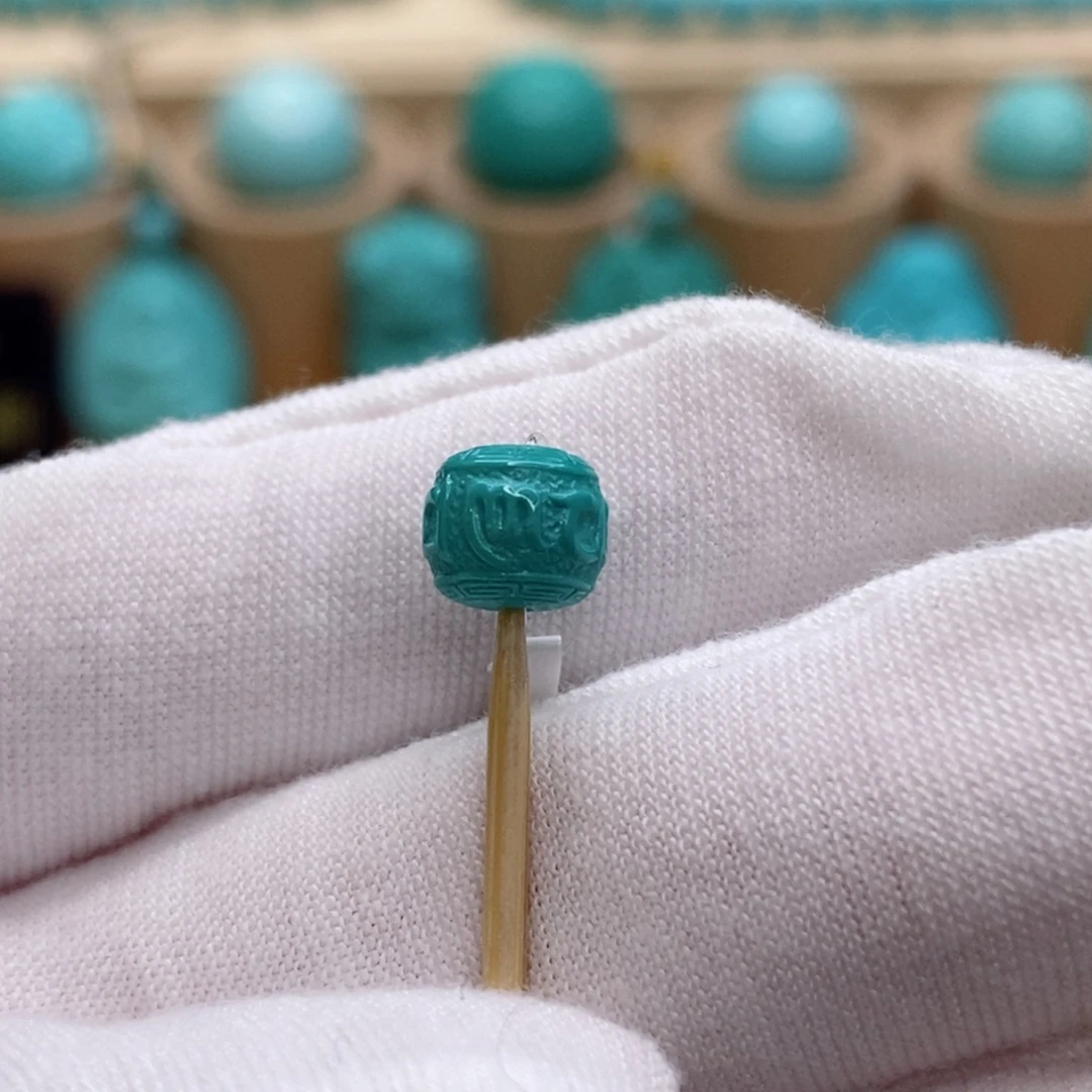 绿松石未镶嵌珠宝奇石7mm