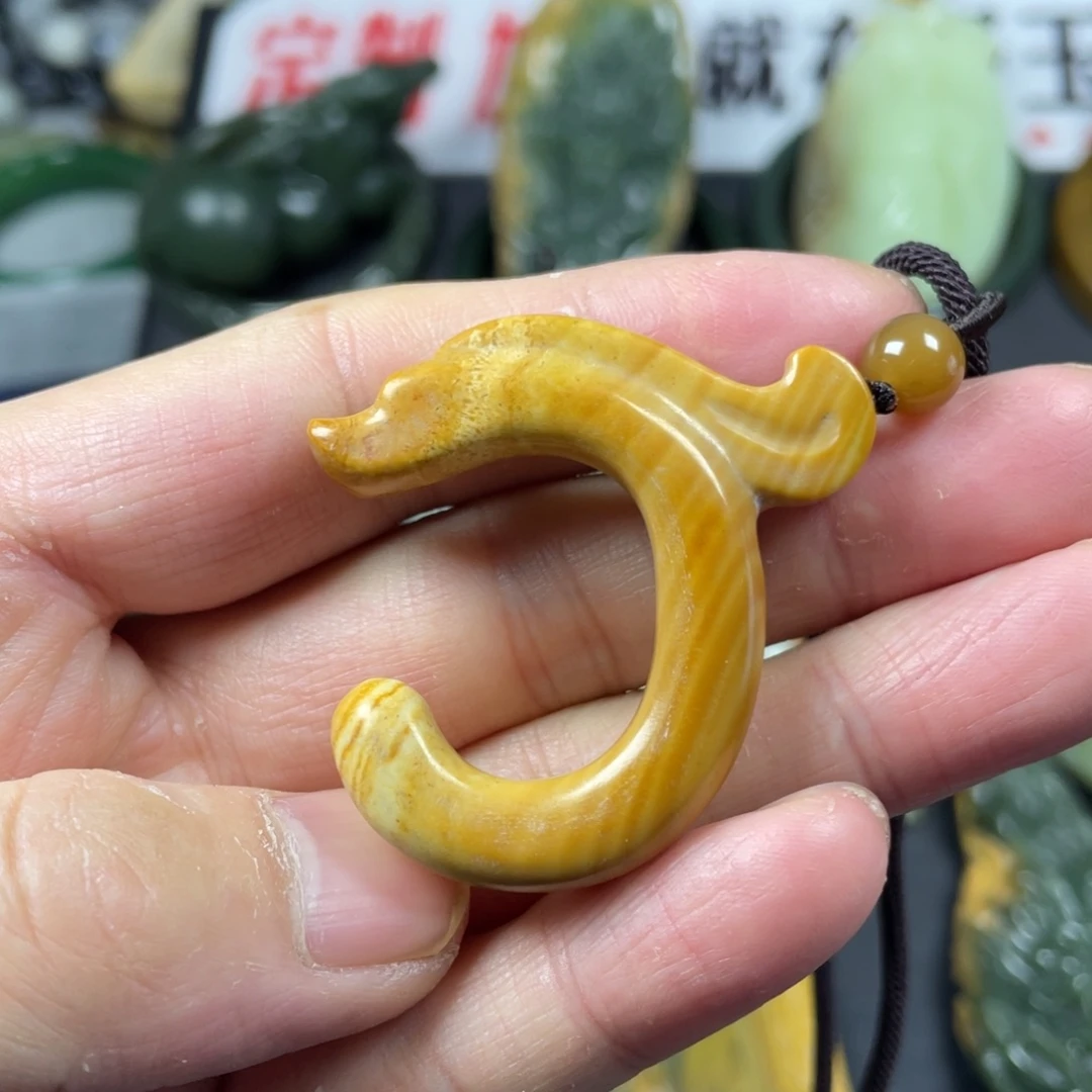 岫岩河磨玉（透闪石质玉）手链未镶嵌