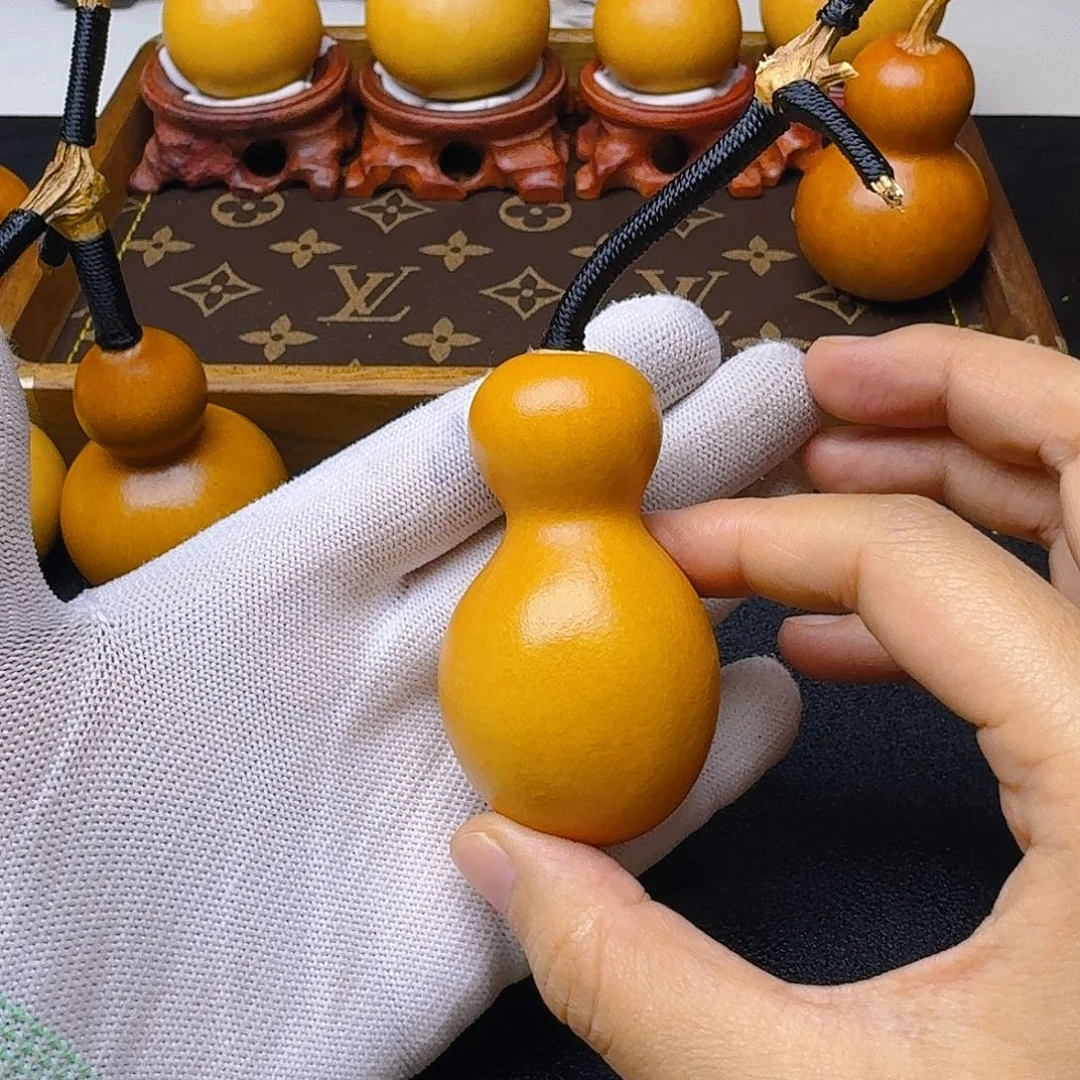 吹***蜡大叶紫檀（黑酸枝木类）