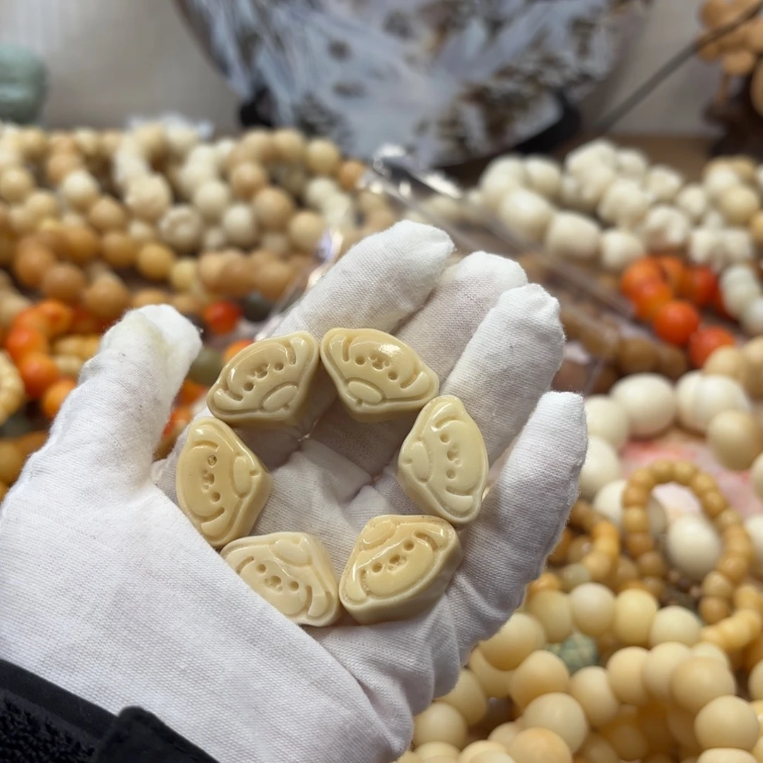 菩提根/象牙果吊坠牙果瑕疵机抛295