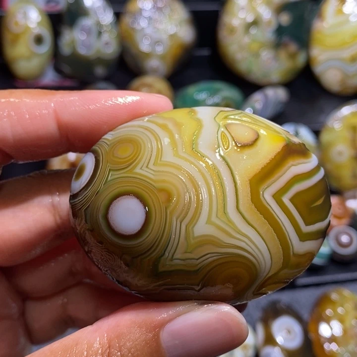 未镶嵌玛瑙/玉髓珠宝奇石