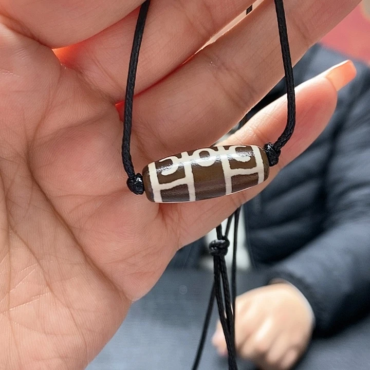 玛瑙/玉髓颈饰合金