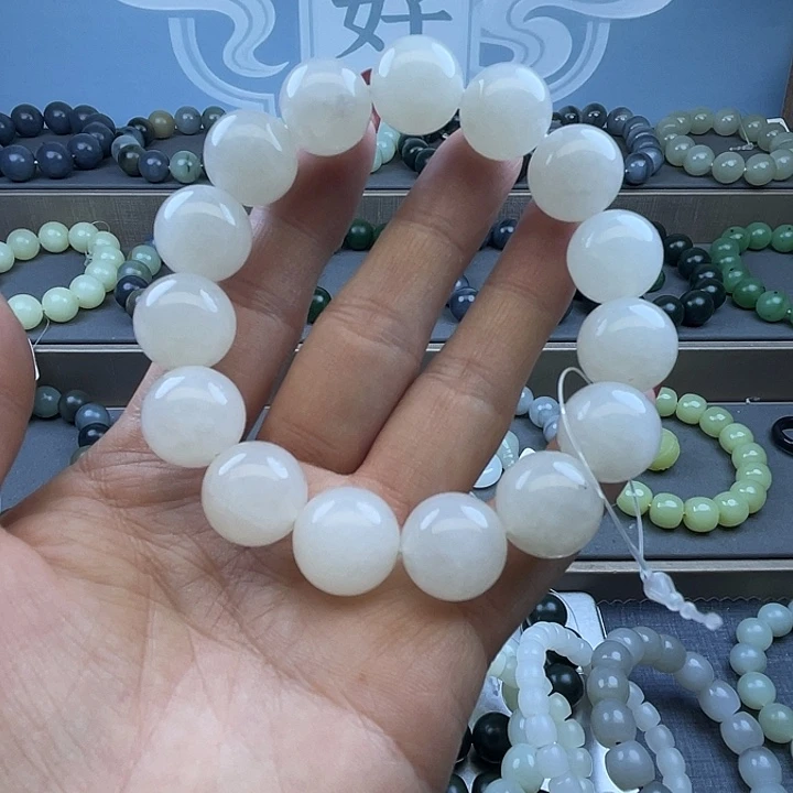 和田玉未镶嵌手链