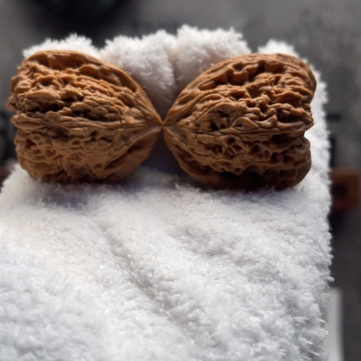 文玩核桃把件南疆