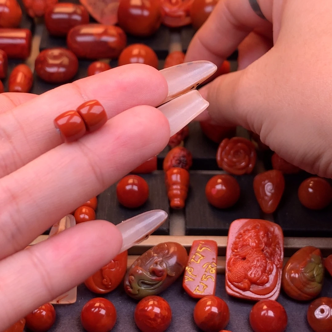 南红玛瑙未镶嵌川料原矿直切对珠7mm