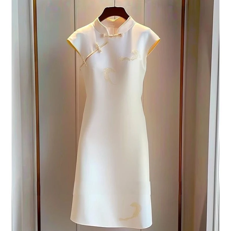 新中式轻国风高端精致端庄大气白色连衣裙女改良旗袍2025新款夏季