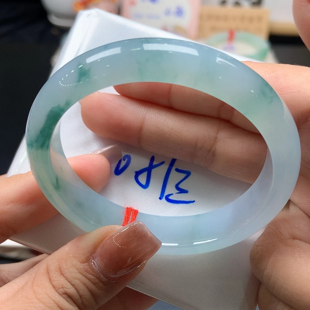 翡翠未镶嵌手镯47号