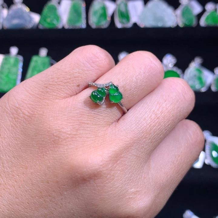 【闪购商品】银S925镶嵌戒指翡翠