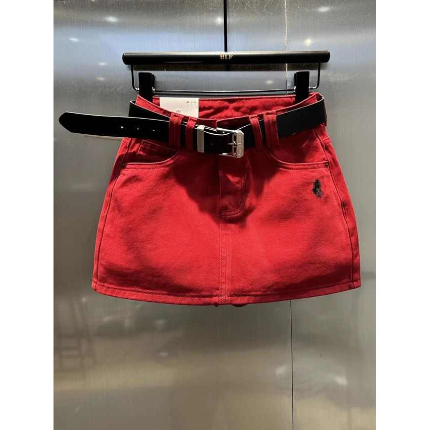 美式复古红色牛仔短裙女夏季新款小个子时尚辣妹包臀a字半身短裙