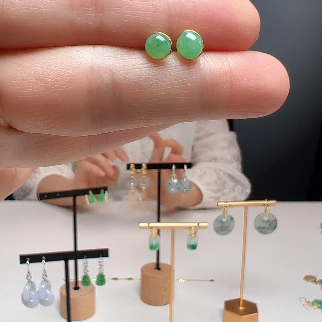 翡翠18K金镶嵌耳饰天然翡翠