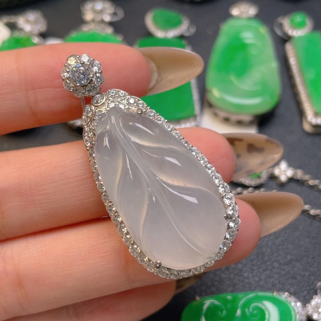 翡翠银S925镶嵌颈饰