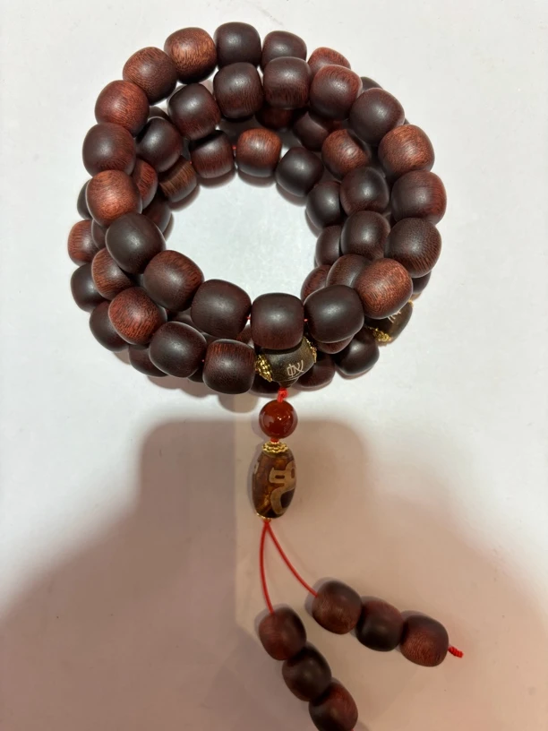 沉香 芽庄雷击留疤玉化万年结油红奇楠长串1.4老型珠双标