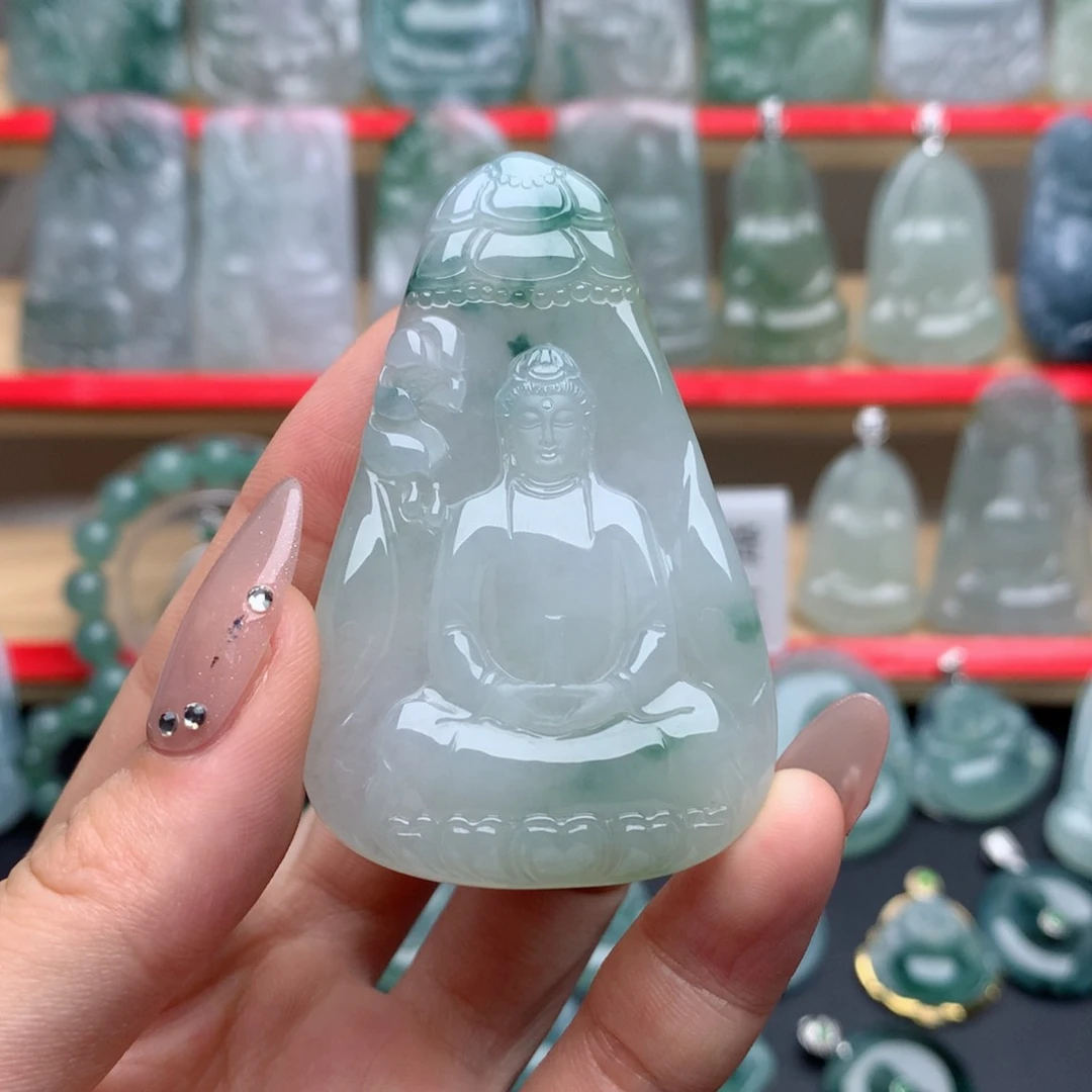 翡翠未镶嵌颈饰素衣