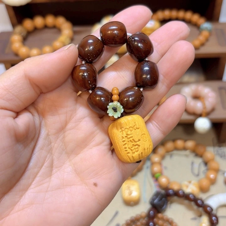 星月菩提吊坠紫金鼠手捻老型富的流油