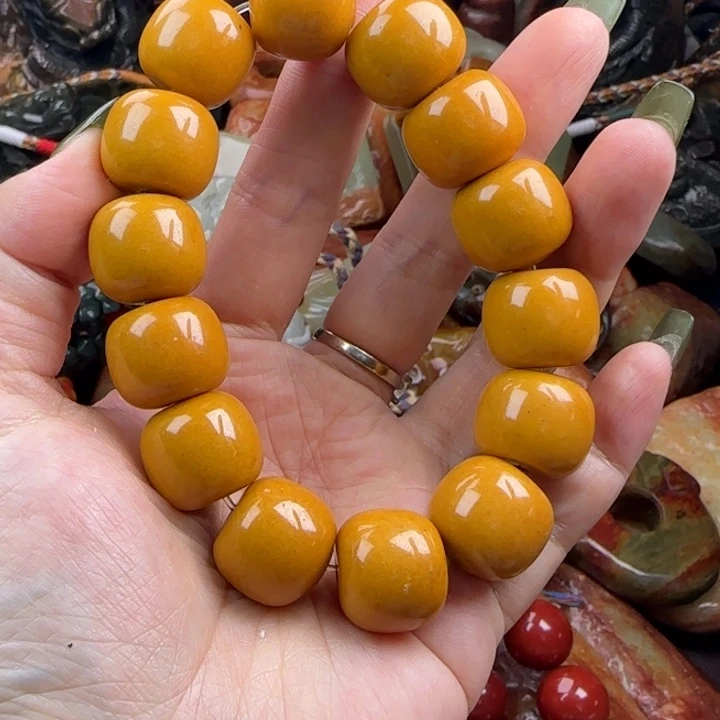 透闪石质玉未镶嵌珠宝奇石