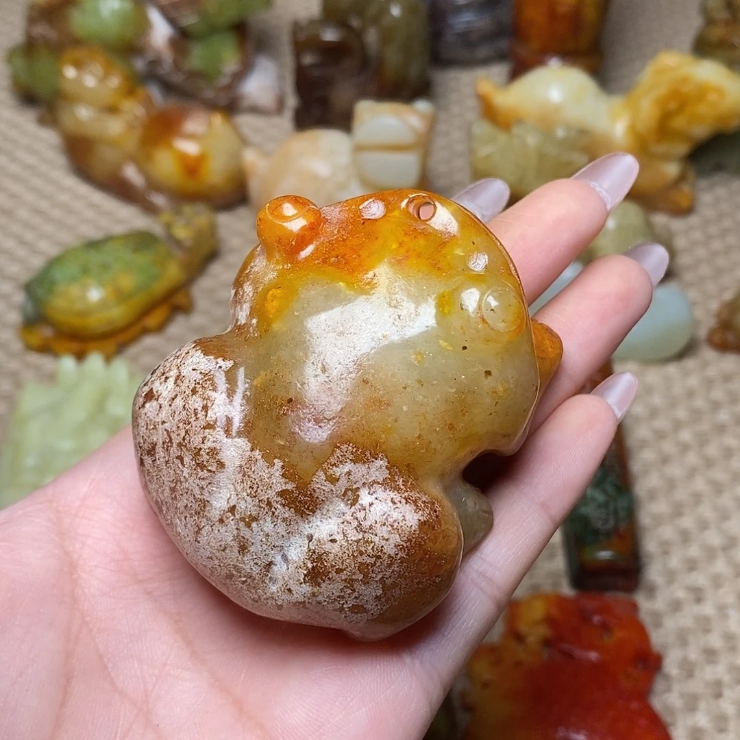 未镶嵌蛇纹石玉颈饰