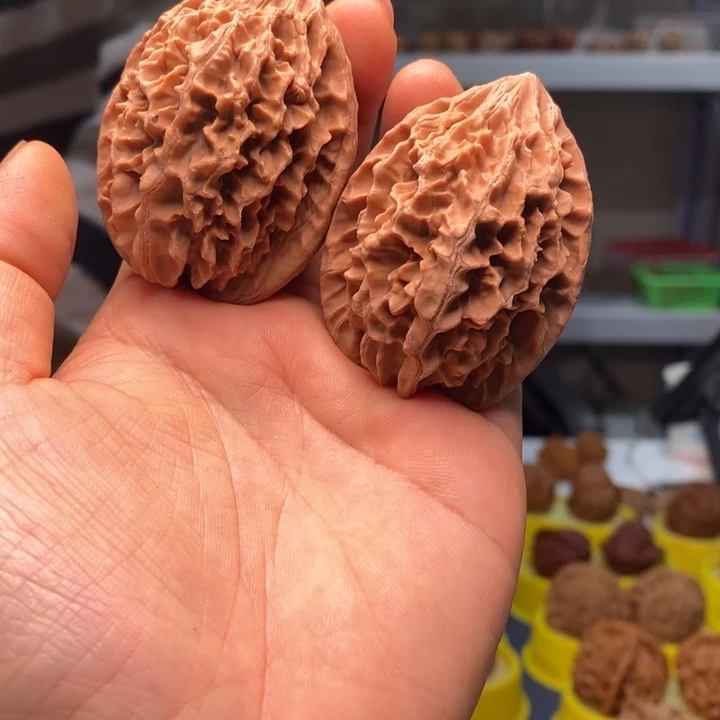 文玩核桃吊坠文玩核桃招财鼠41～