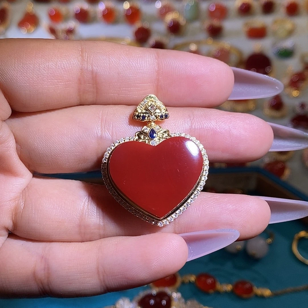 南红玛瑙18K金镶嵌吊坠(不含链)