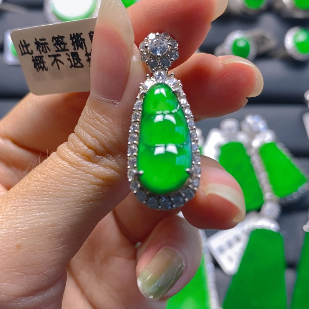 翡翠银S925镶嵌颈饰