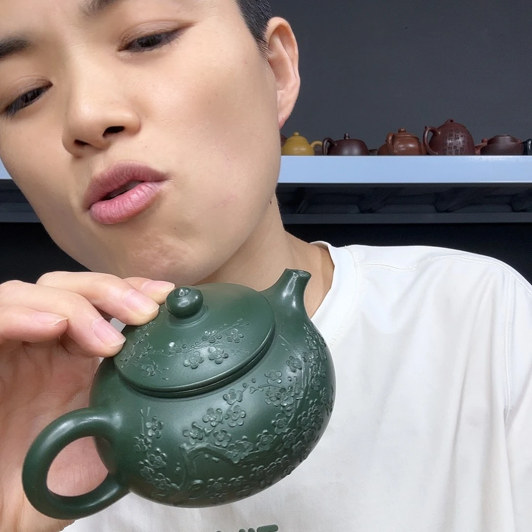 茶壶底槽青民间手艺人全手工制作