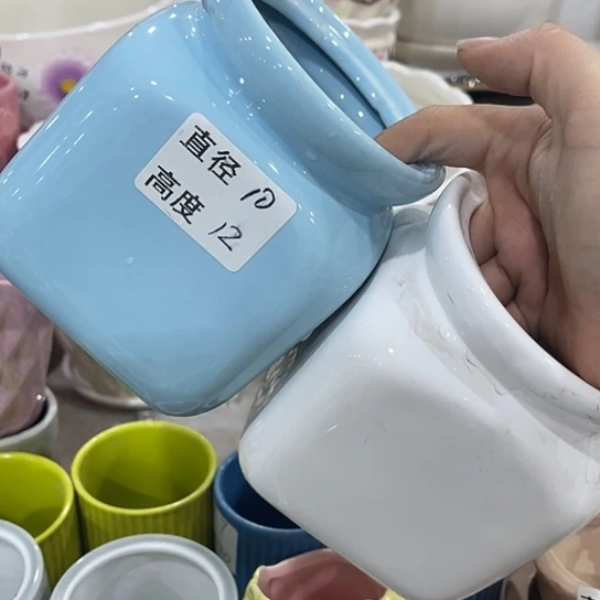 多肉绿植陶瓷花盆9.9包邮，有孔