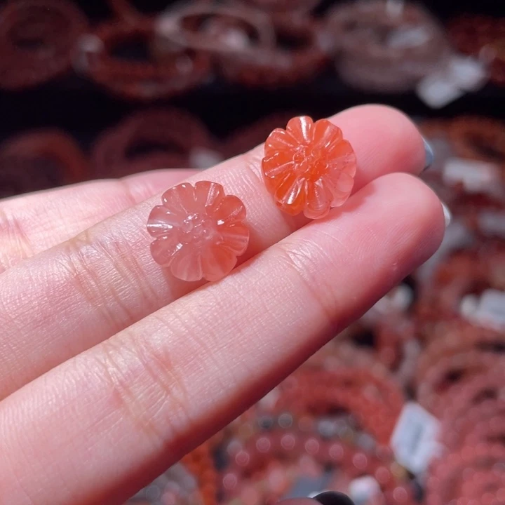 南红玛瑙未镶嵌小雏菊526