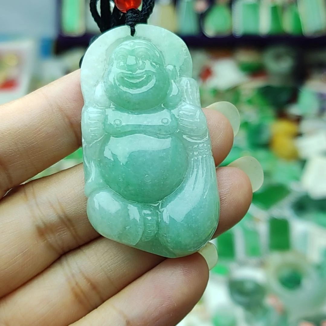 翡翠未镶嵌颈饰7
