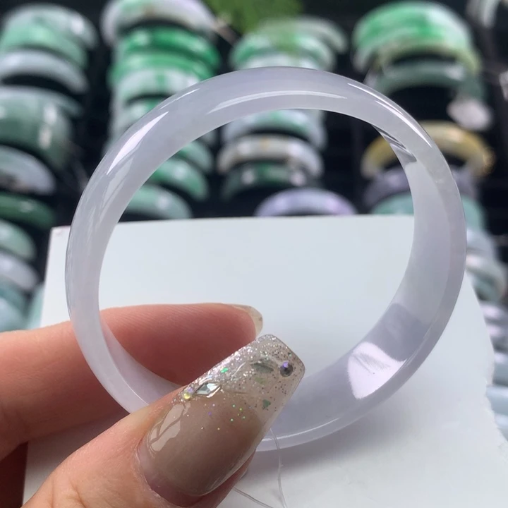 翡翠手镯未镶嵌公主