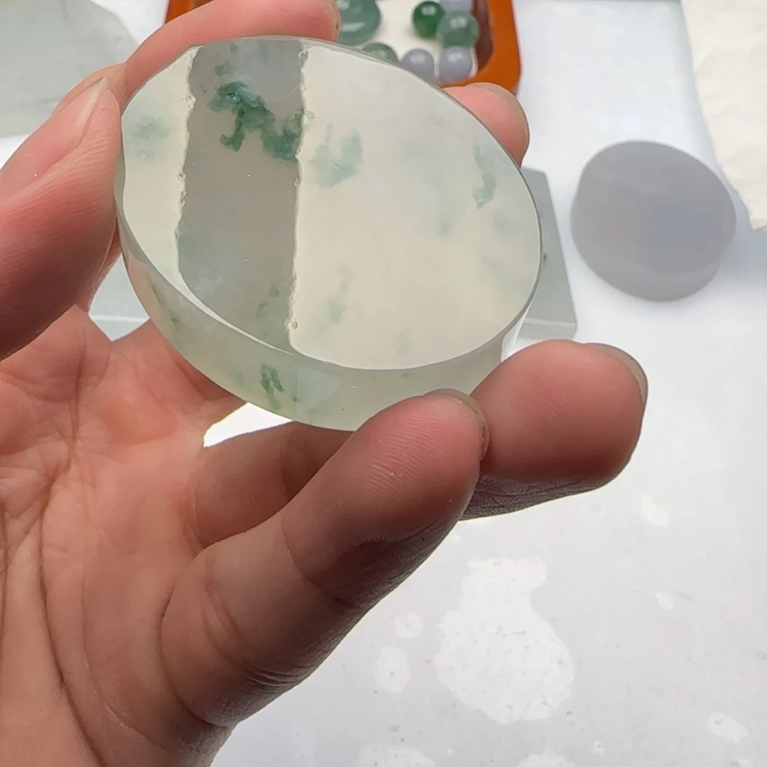 翡翠挂件未镶嵌向*