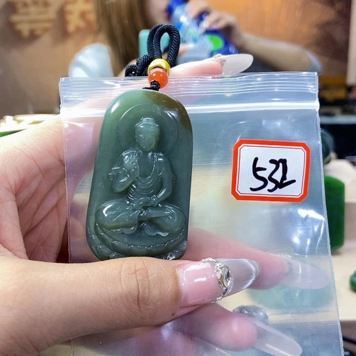 未镶嵌和田玉挂件