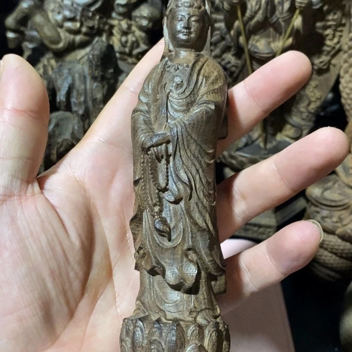 木摆件家居设计的设计师