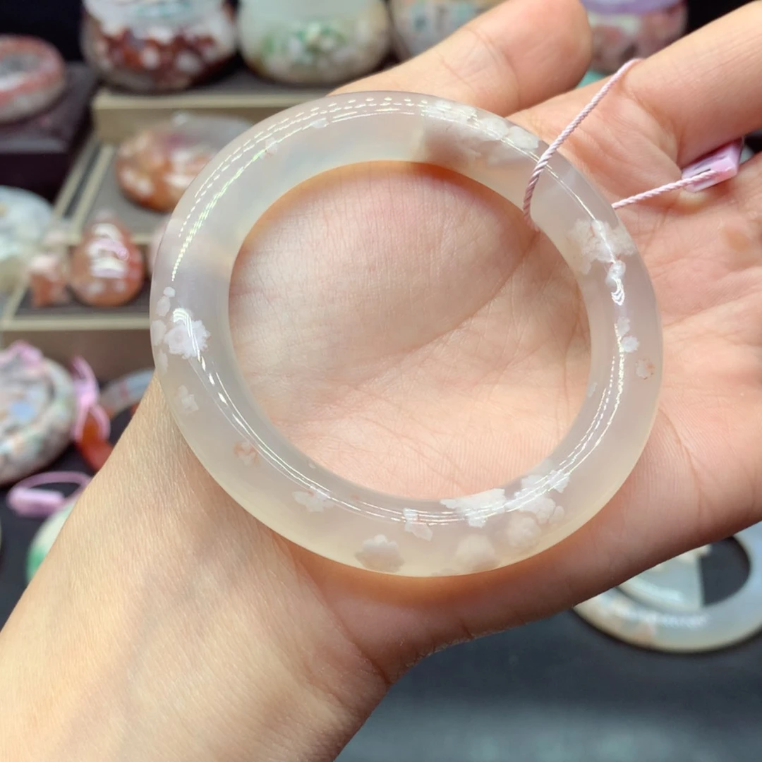 【闪购商品】玛瑙/玉髓手镯未镶嵌真**姐9