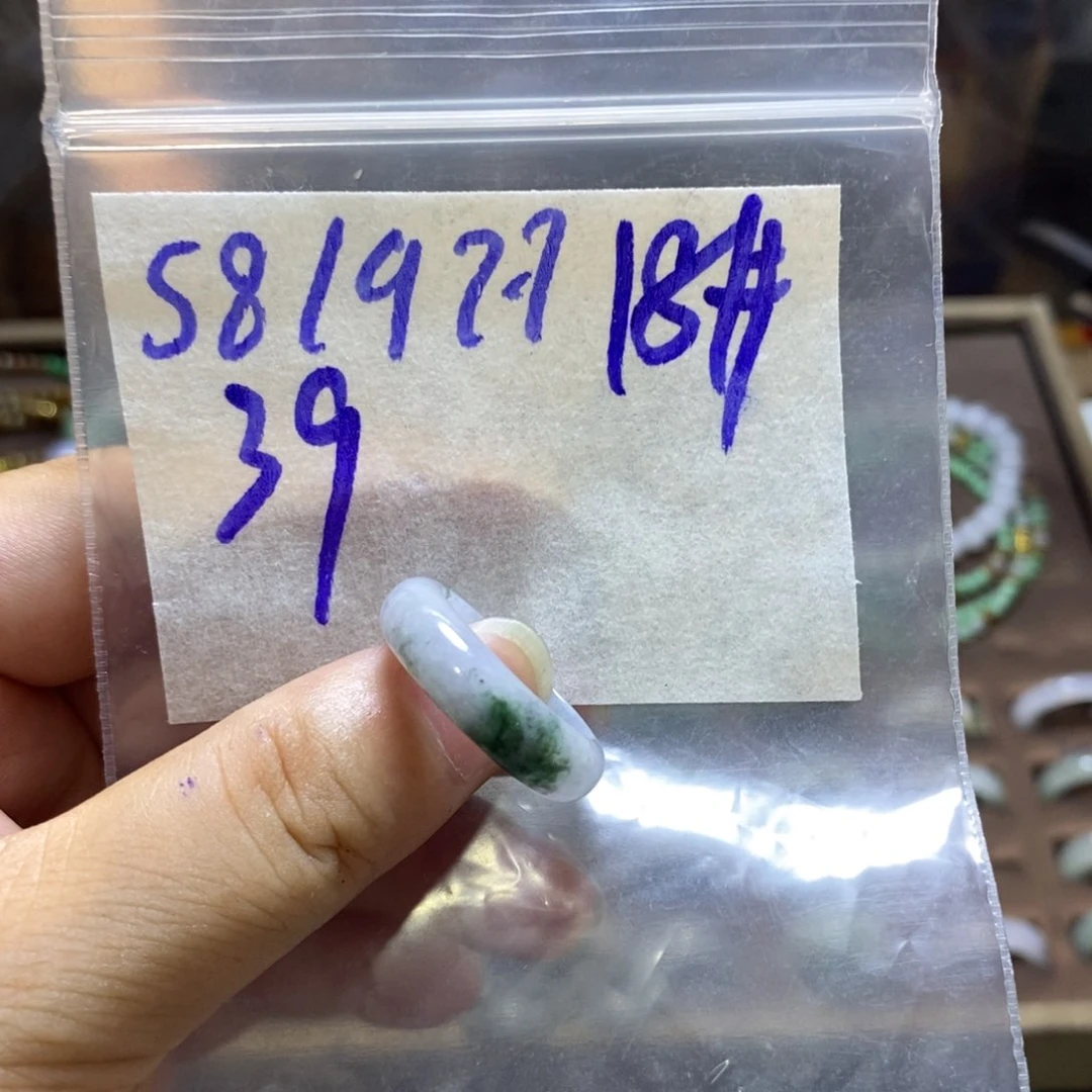 未镶嵌定制翡翠骆