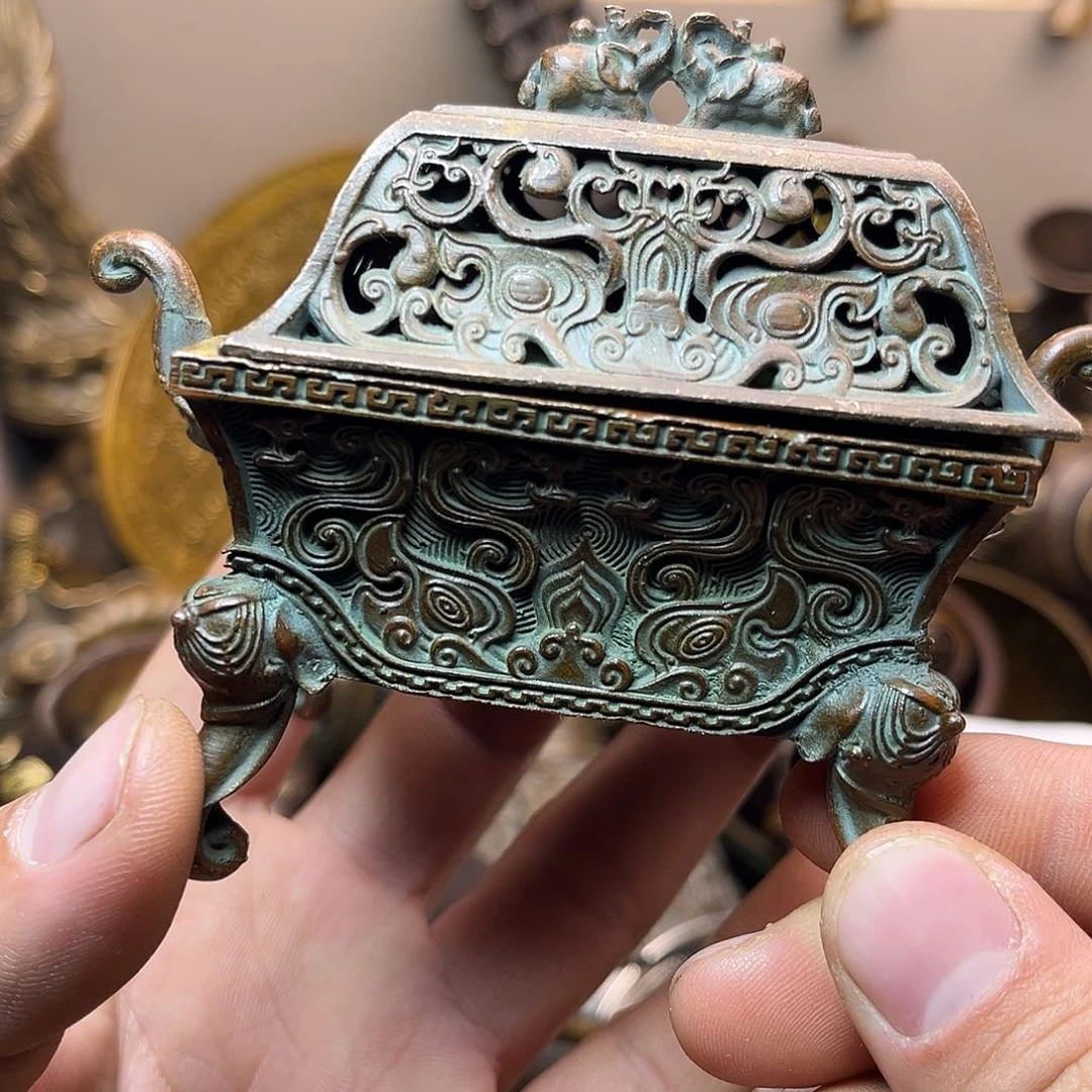 精美铜器工艺品等