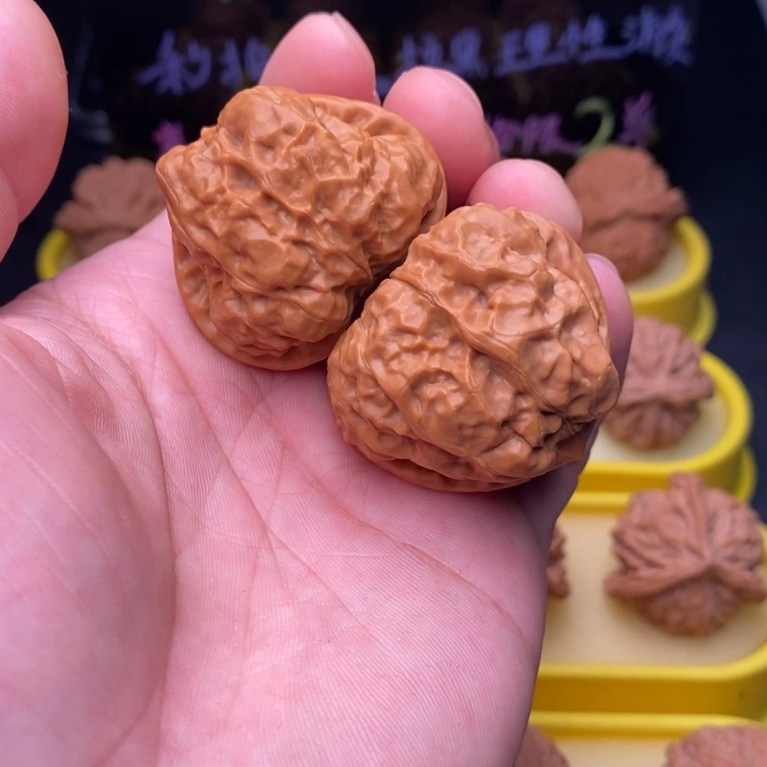 吊坠桃核三角蛙尺寸41