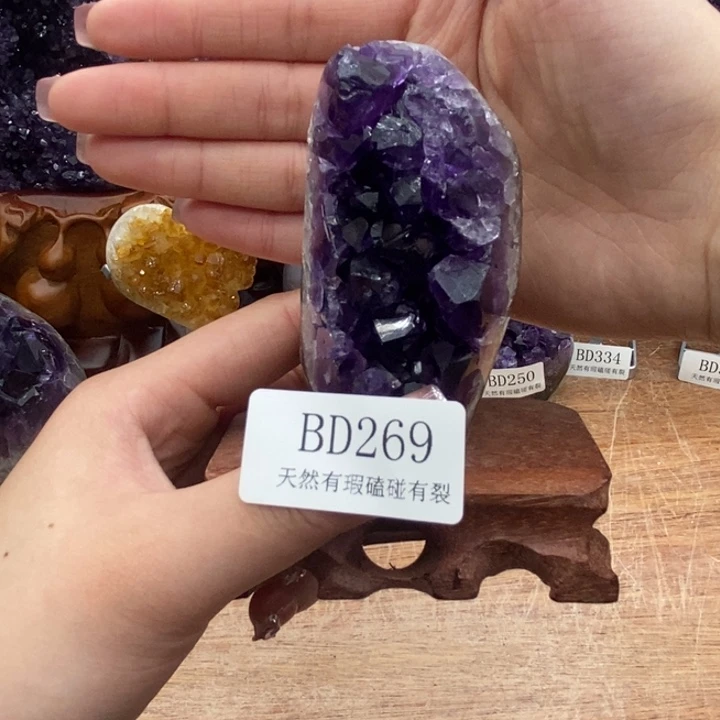 紫晶大型摆件（非配饰）未镶嵌