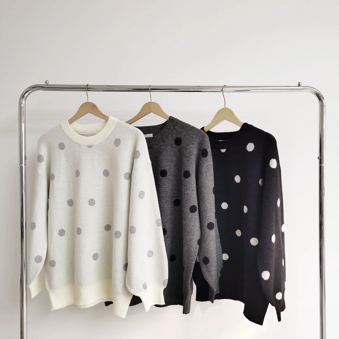 P131 圆领糯软三色休闲针织毛衣