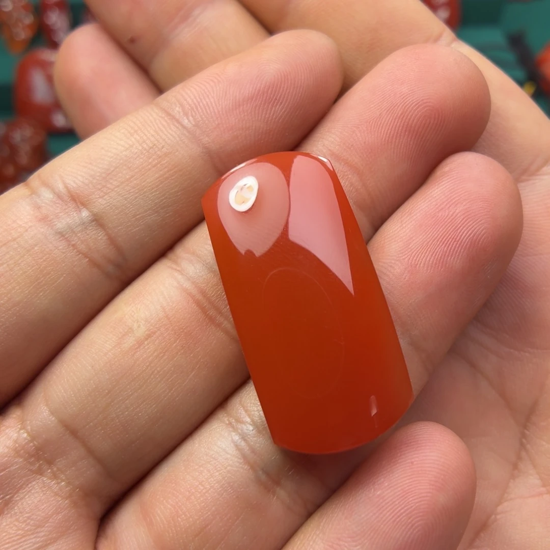 南红玛瑙未镶嵌挂件