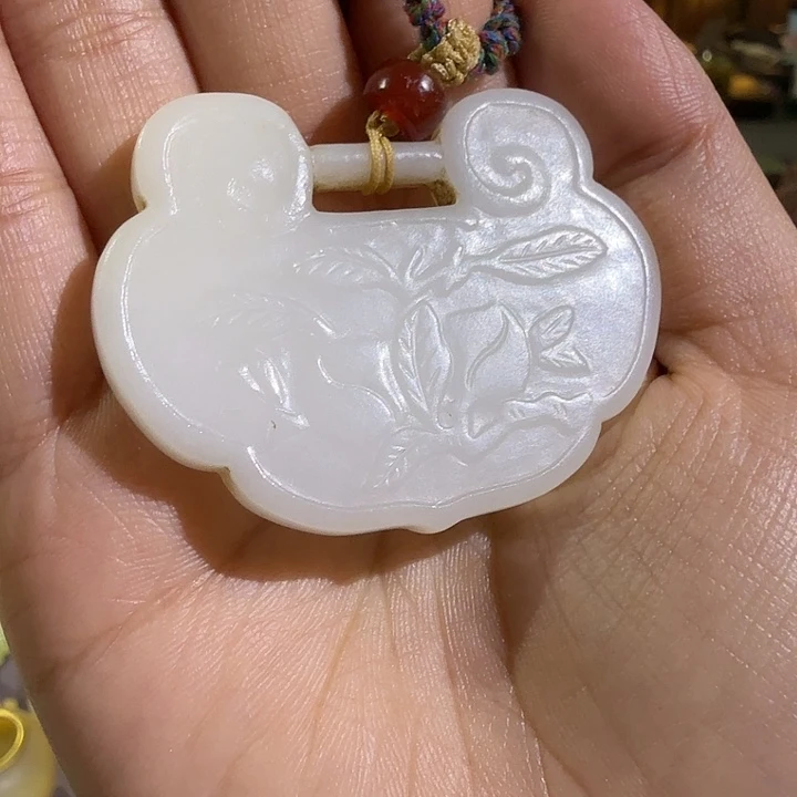 七***杀颈饰未镶嵌和田玉（糖玉）