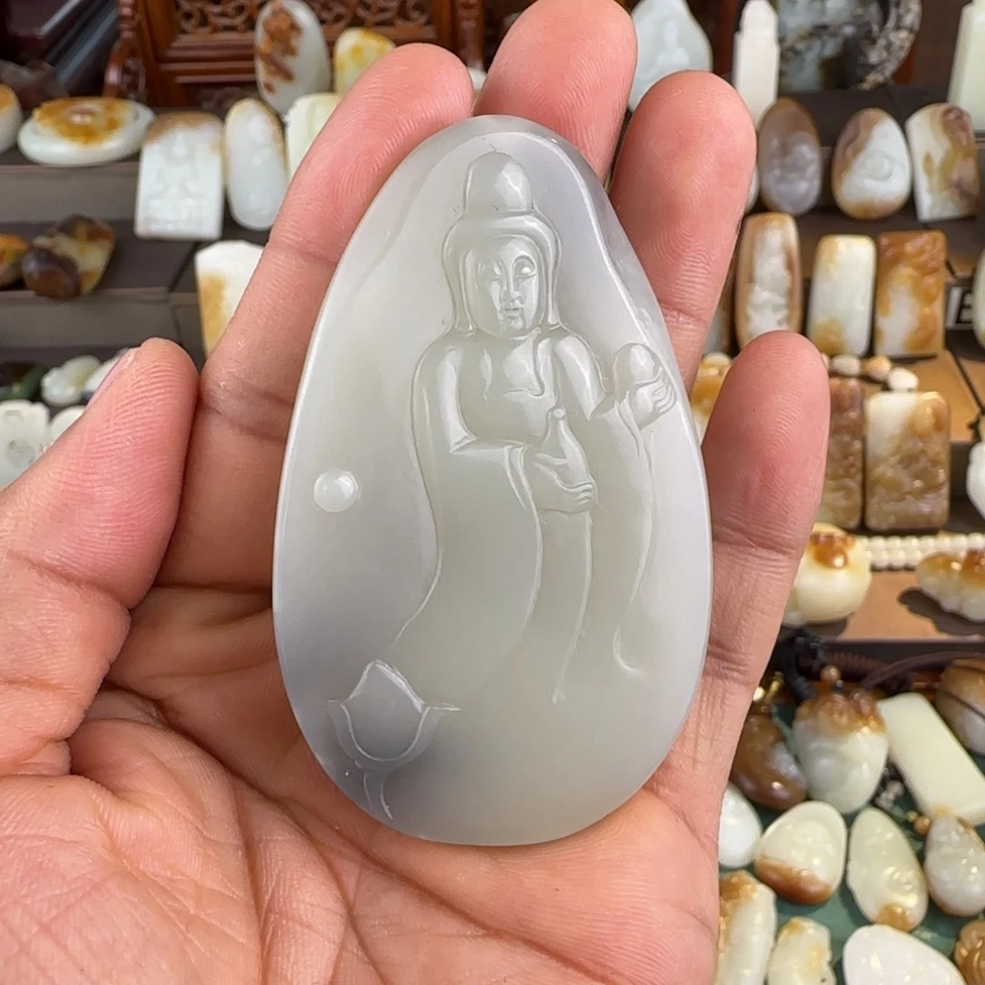 和田玉未镶嵌颈饰