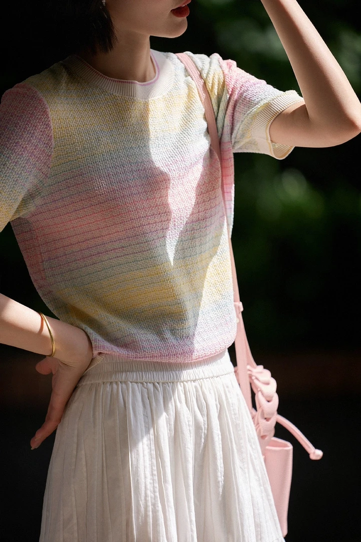 套头款短袖拼接渐变彩虹毛针织衫印花套头多巴胺穿搭